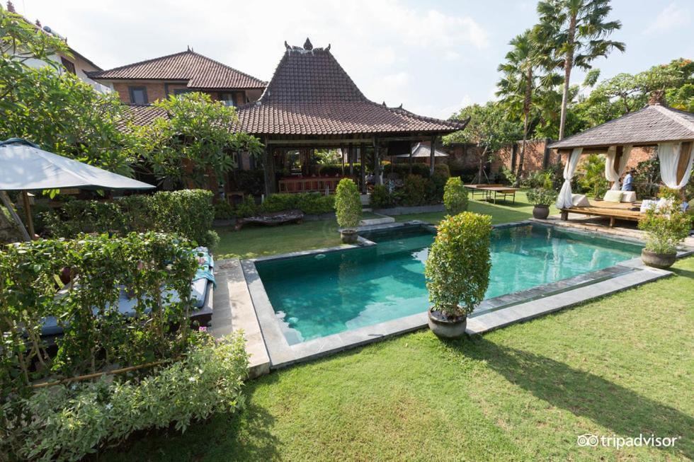 Ngeluwungan Boutique Hostel Canggu Exterior foto