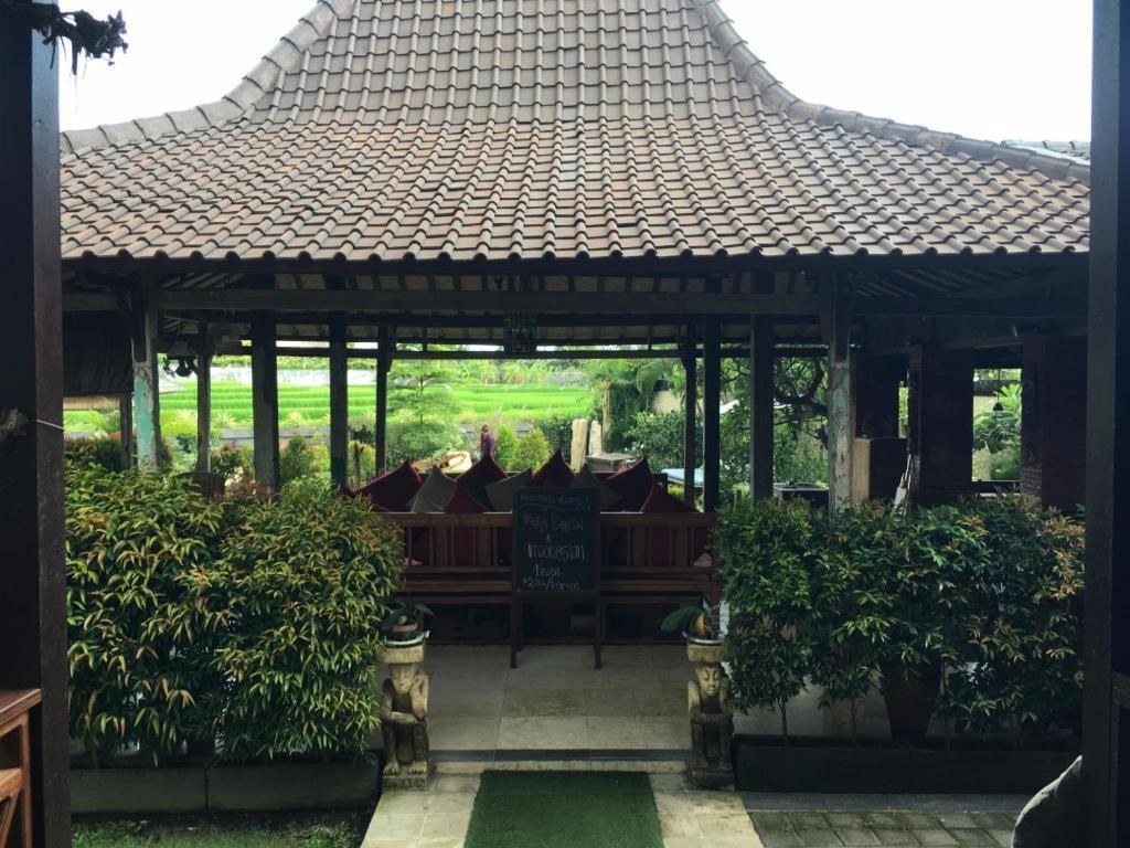 Ngeluwungan Boutique Hostel Canggu Exterior foto